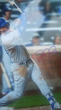 Dodgers t mobile third baseman justin Turner