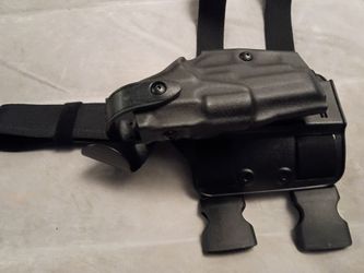 Safariland 6004-74 Tactical Drop Leg Holster for SIG Sauer P229 – Black – Complete with Leg Platform