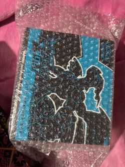 Black bolt Pokemon center