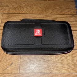 Nintendo switch Case XL Edition 