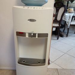 Water Dispenser