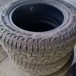 275/65R20 Pirelli All Terrain Tires (4)