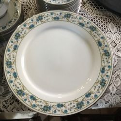 Nori take Fine China Set Of 12  2157 SUE 