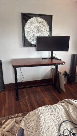 Like New Motorized Office Desk