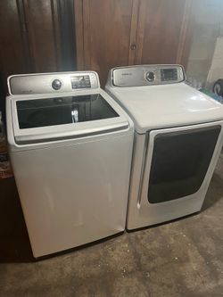 Samsung washer, electric dryer installed