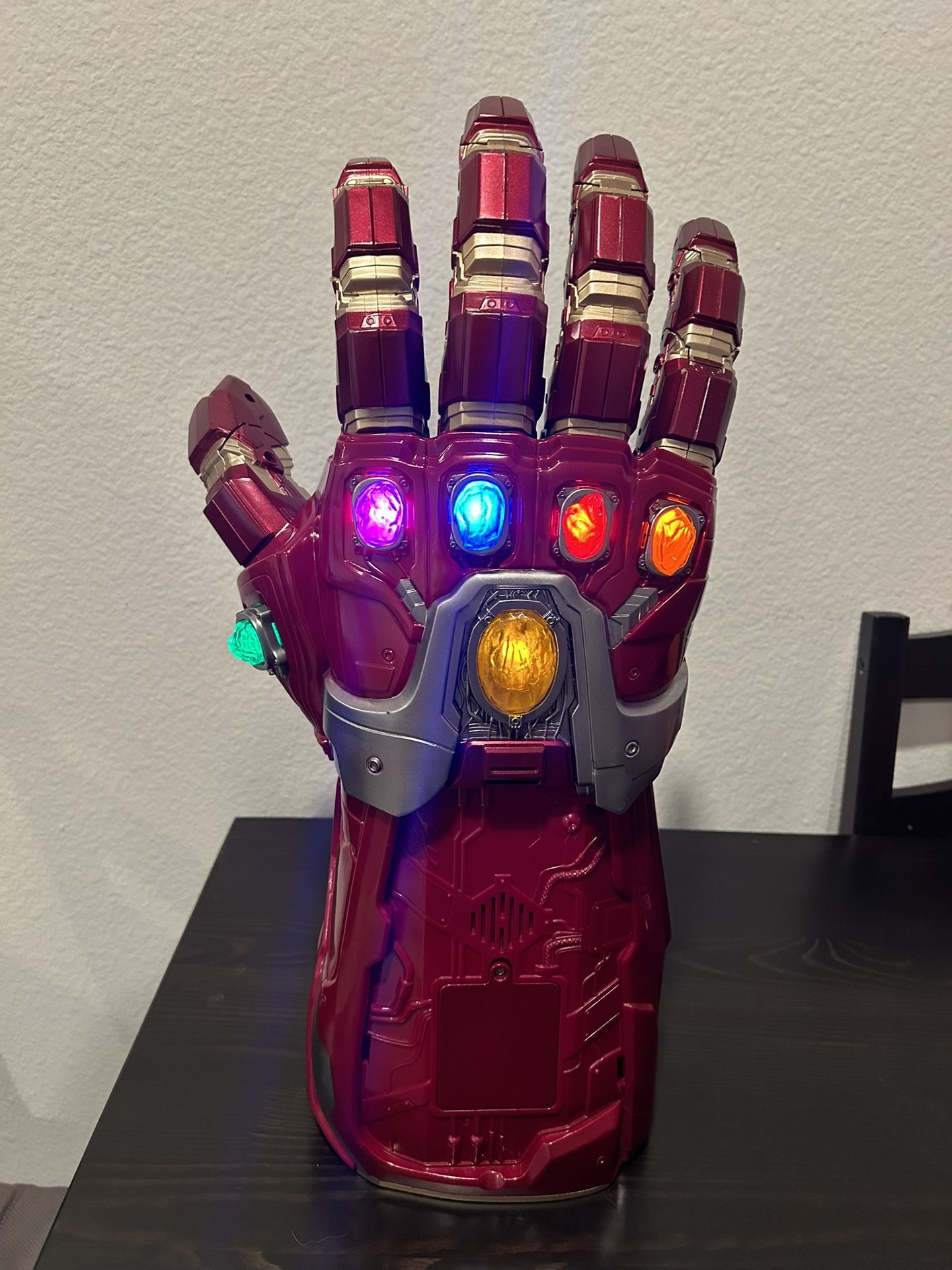 Avengers gauntlets 