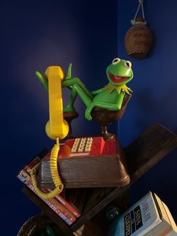Kermit the frog telephone