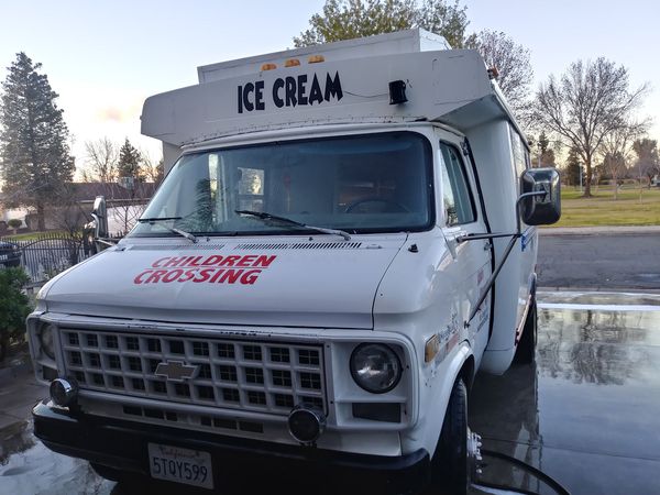 Ice cream truck for Sale in Bakersfield, CA - OfferUp