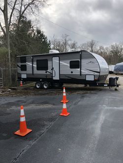 2019 East West 27ft Camper.Used Only 9 Times.
