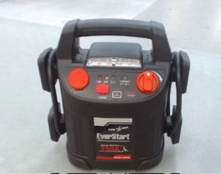 EverStart 750A Jump Starter