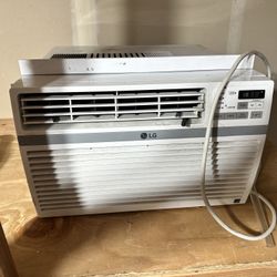 LG 12000btu Air Conditioner