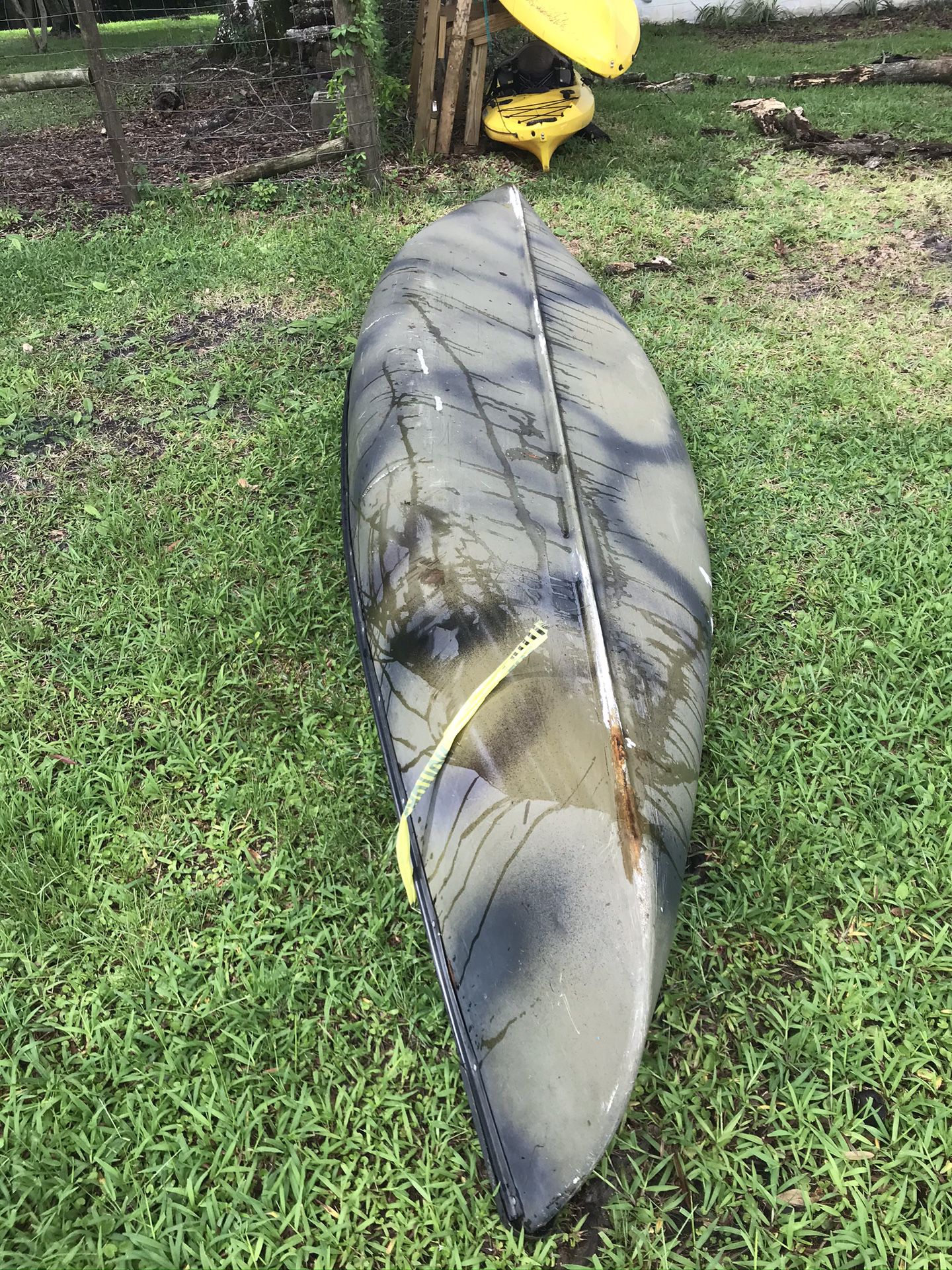 14’ Fiberglass Canoe- needs repair