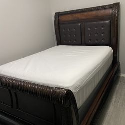 Queen Size Bed Set