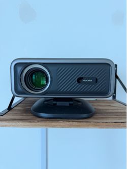 Auking 4K Home Cinema Projector + 100” Projector Screen – Like New!