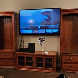 Tv Curio