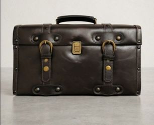 TIMELESS TREASURE CHEST - GORGEOUS WOOD & LEATHER DETAILING! VINTAGE STYLE | 13.5” X 8” X 9” |