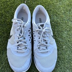 Nike Tennis Shoes Size 12 Men