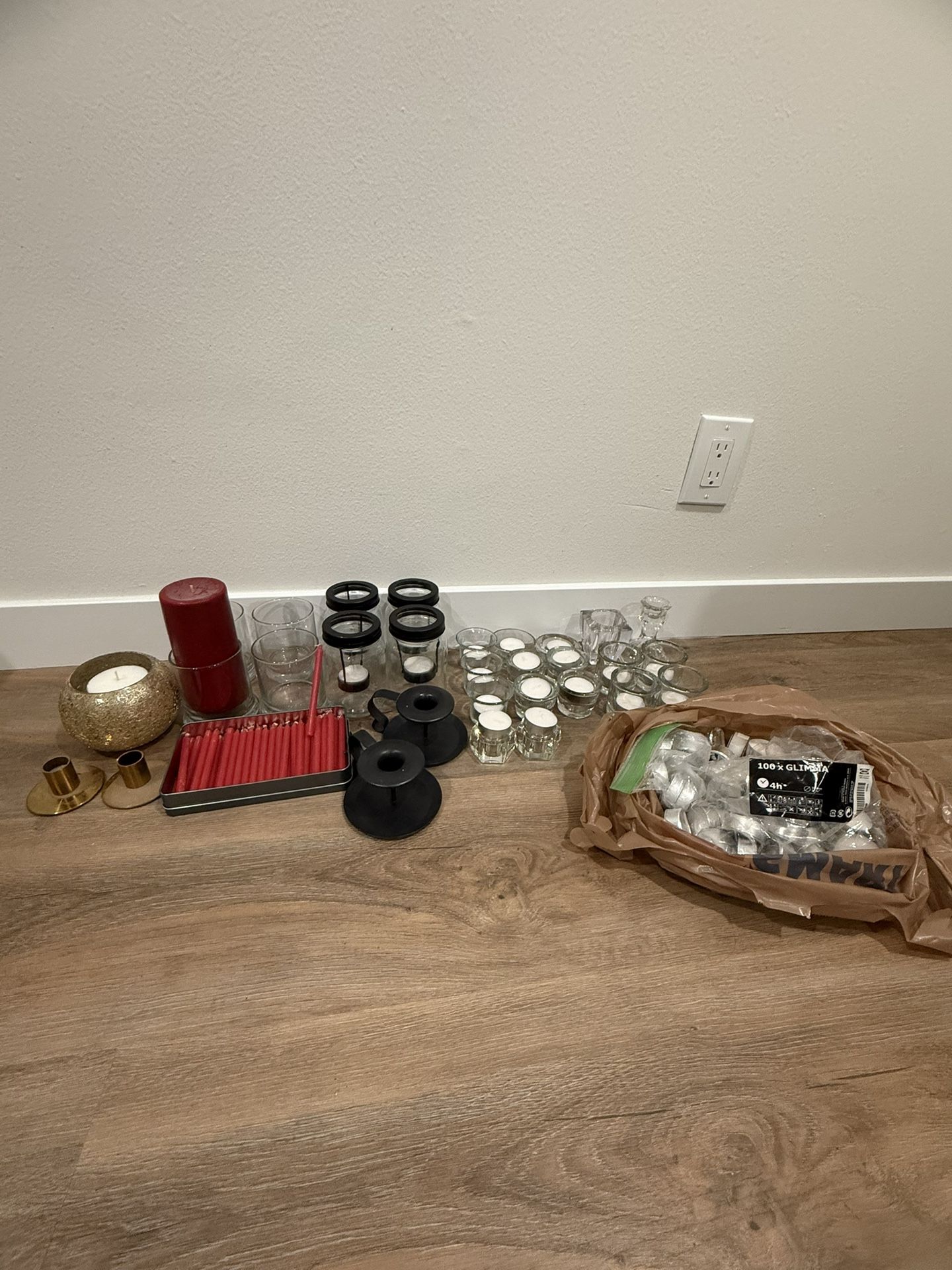 Candles and candle holders, tea lights - NEW