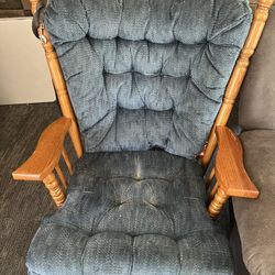 Rocking Chair 