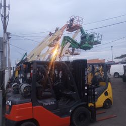 FORKLIFT TOYOTA WHOLESALERS