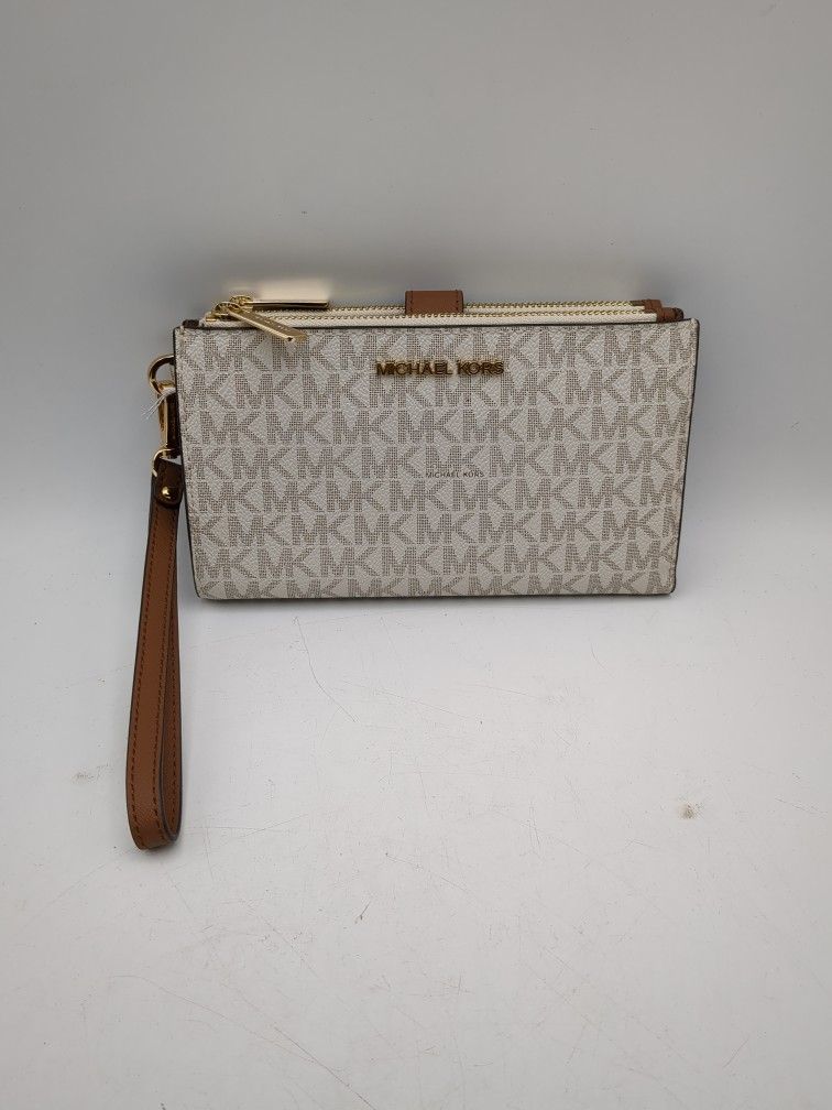 Michael Kors 35F8GTVW9B Vanilla Jet Set Travel Zip Around Phone Wallet New*