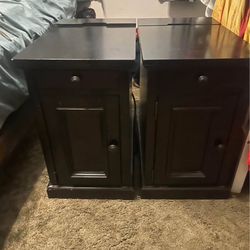 End Tables With Outlets 