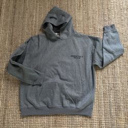 Essential Sweatshirt