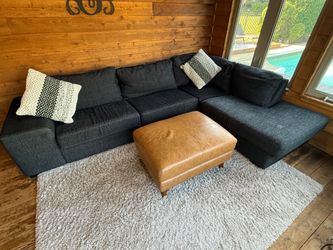 Charcoal Gray Sectional Sofa – Modern Style
