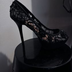 Lace Black Heel 9.5