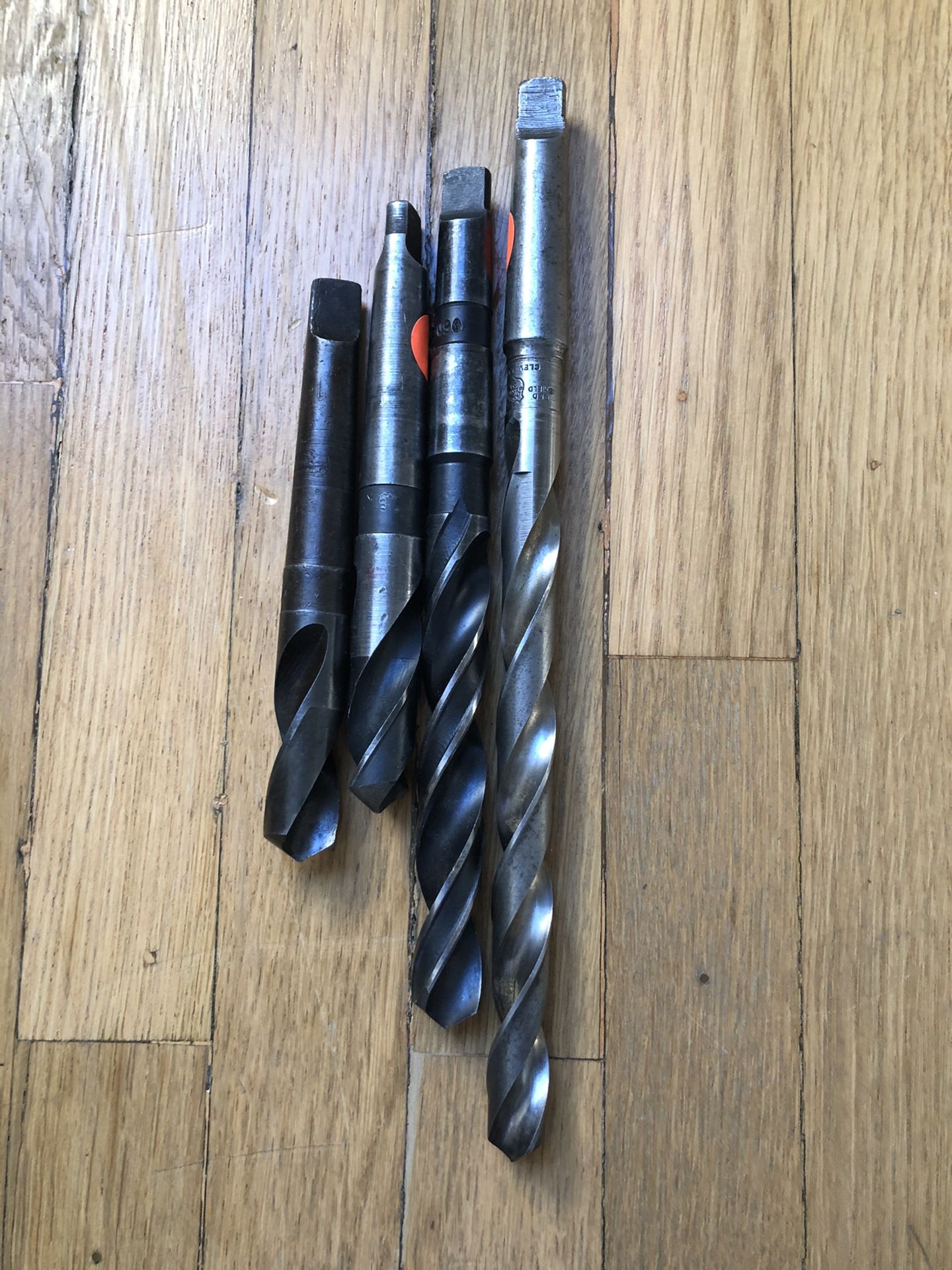 Set of 4 drill bits