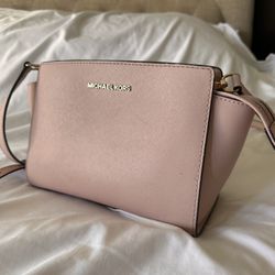 Michael Kors Cross Body 