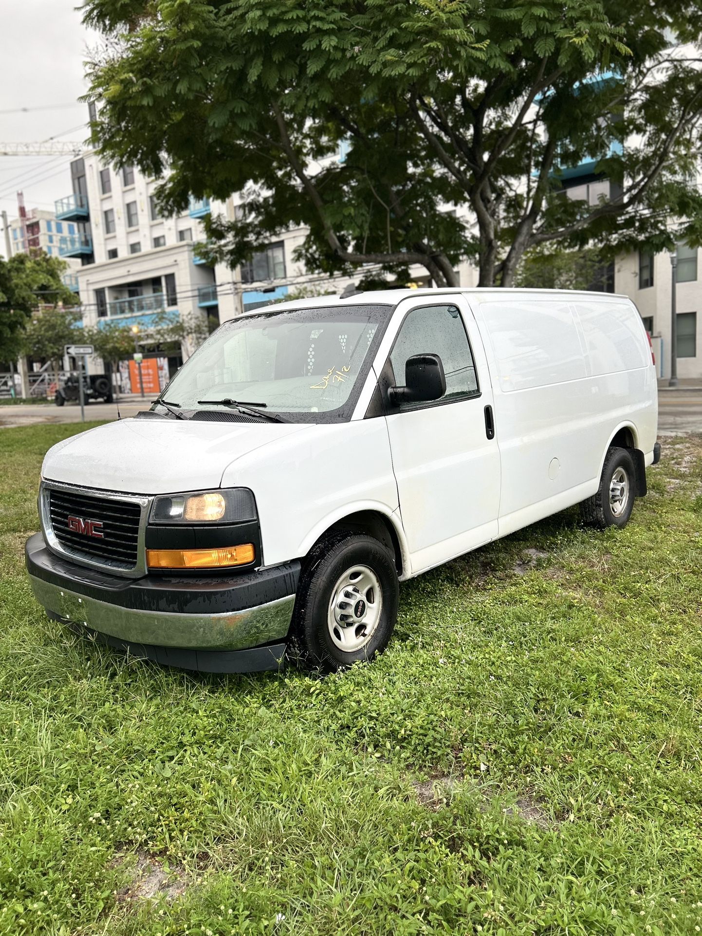 2018 GMC Savana Cargo Van