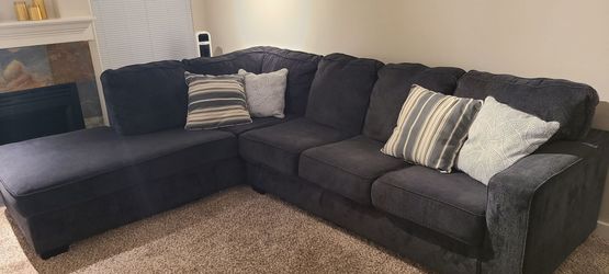 Sectional couch