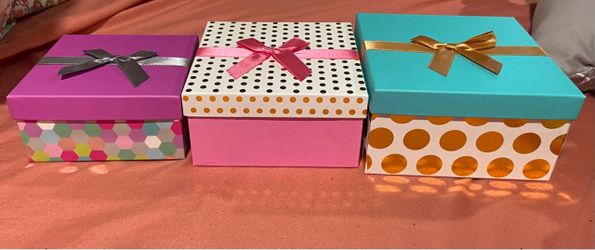 Gift boxes