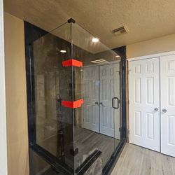Glass Shower Door 