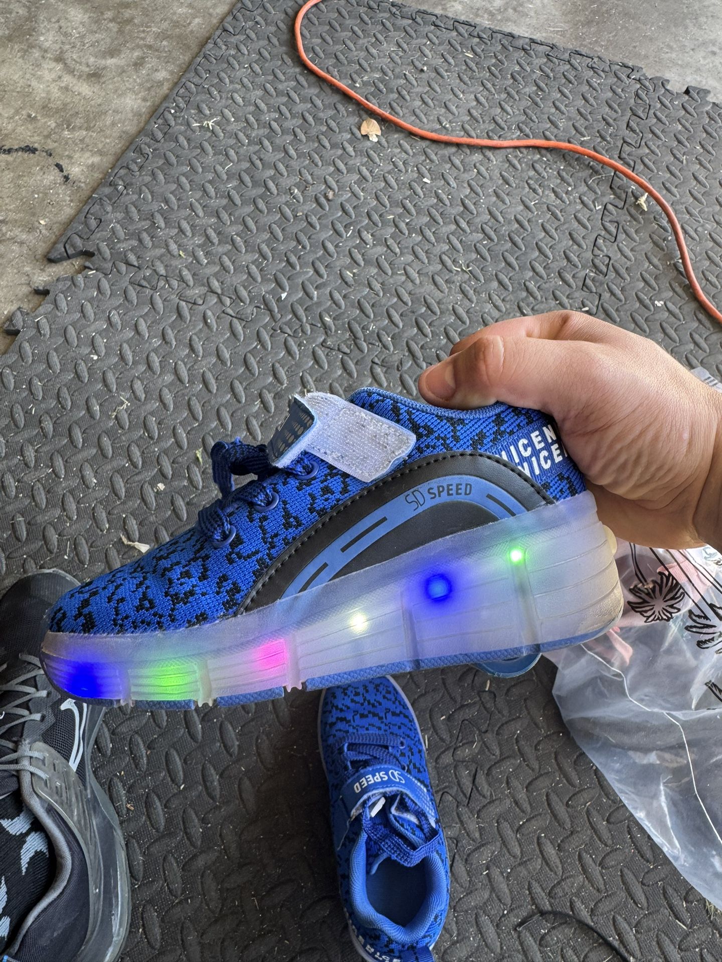 SD speed heelys With Lights 