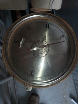 Compass Side Decoration Piece