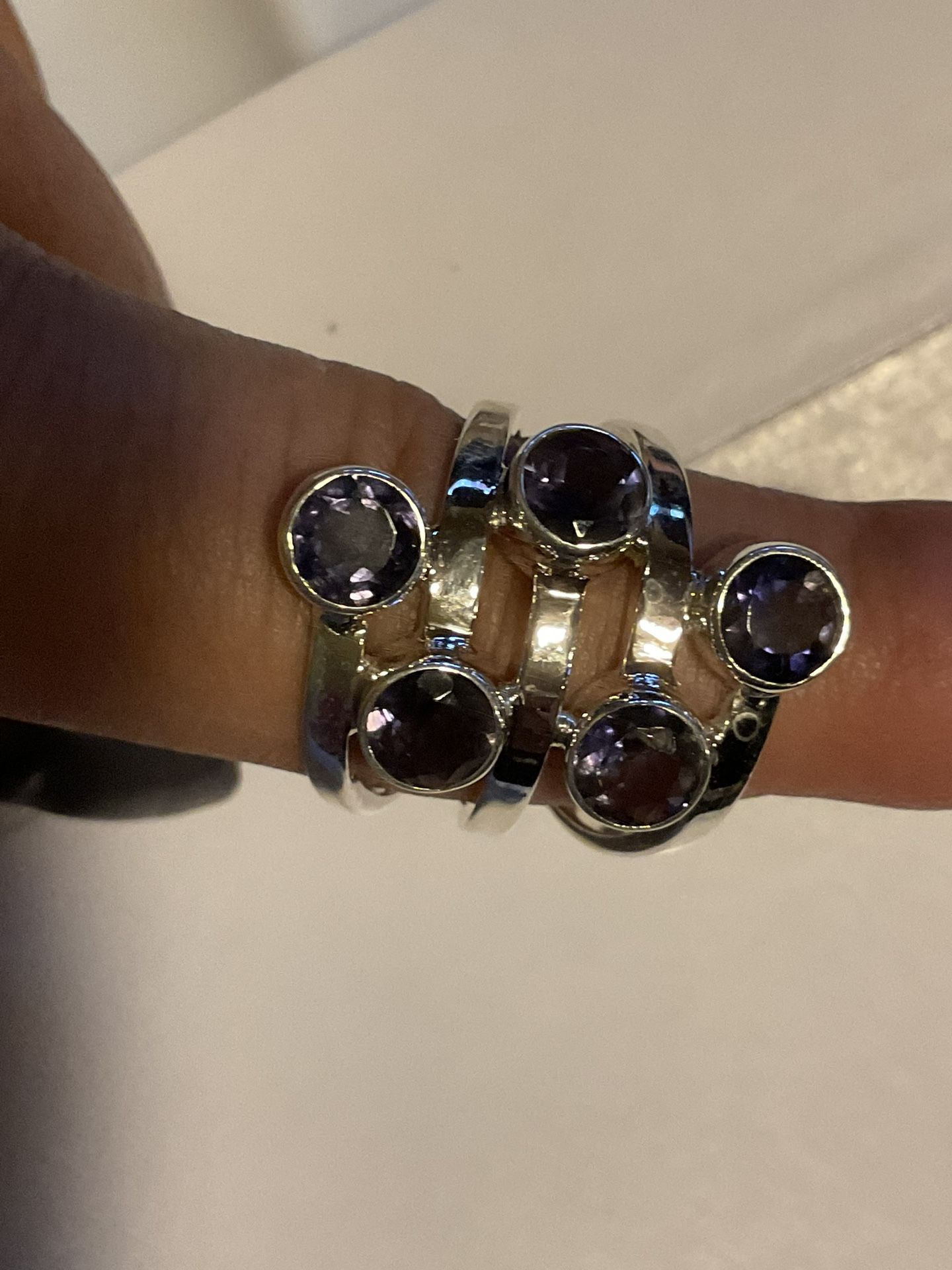 Beautiful Five Stone Iolite Gem Stone Ring Set In Sterling Silver Size 7 Brand New