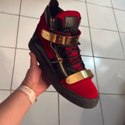  Giuseppe Zanotti 