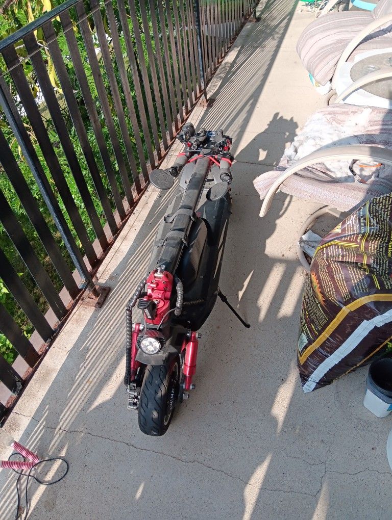 E Scooter Rovoron Kullter