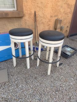 4 barstools