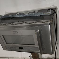 Frigidaire Over-the-counter Microwave Oven 