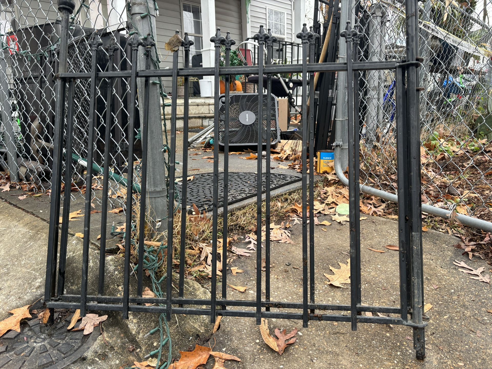 Gate 