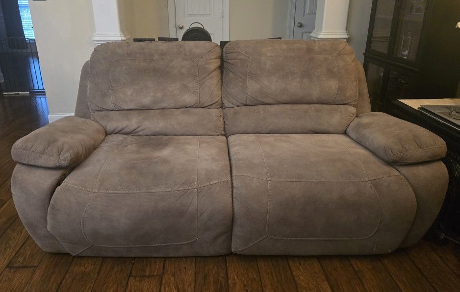 2 Recliner Love Seats