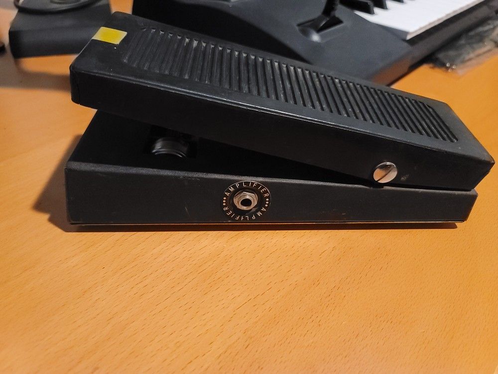 Shin-Ei Volume Pedal Mid 1970's Guitar /Bass