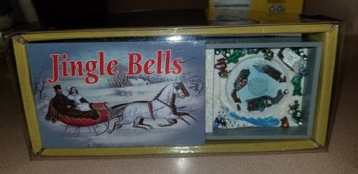 MR. CHRISTMAS GOLD LABEL COLLECTION MATCHBOX MELODIES JINGLE BELLS AND MOTION. PICK UP MIDDLEBORO ONLY