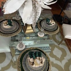 Dinning Table 