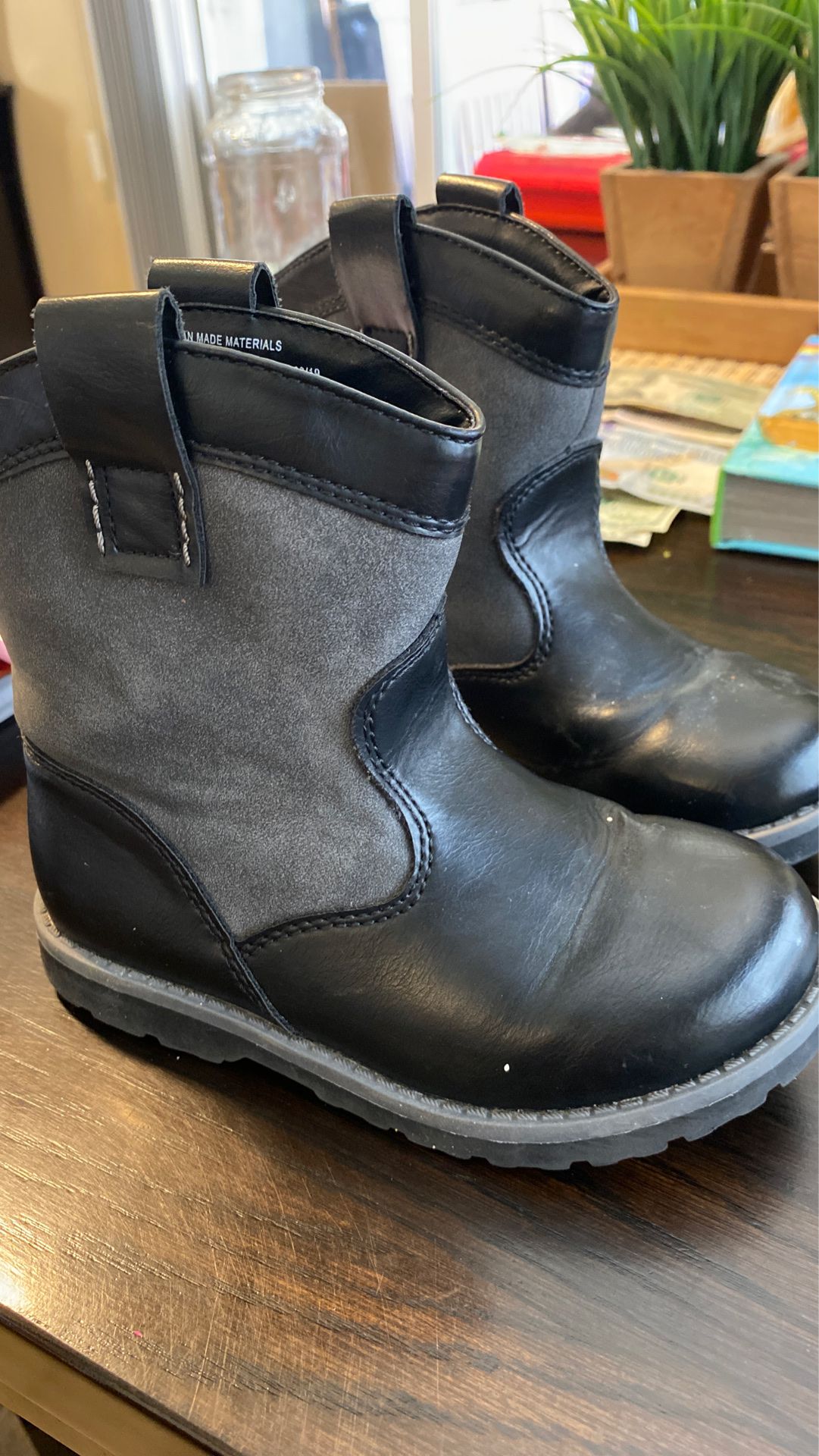 Size 10 toddler black boots