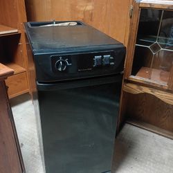  Trash Compactor