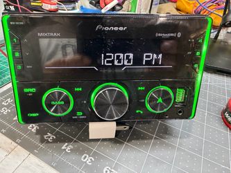 P ioneer MVH-S622BS Double Din Car Stereo with Bluetooth, USB